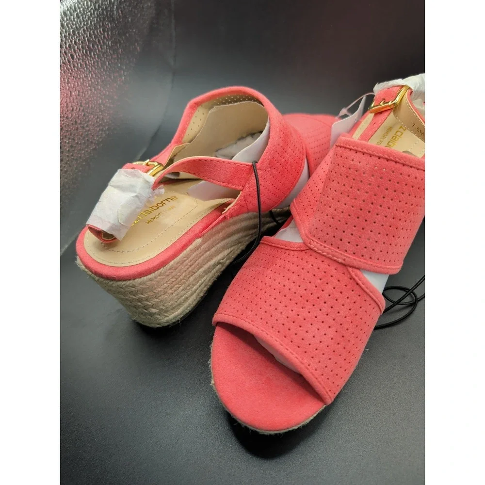 NWT Liz Claiborne Hatcher Wedge Sandals Coral Pink Size 7.5 MSRP $70
